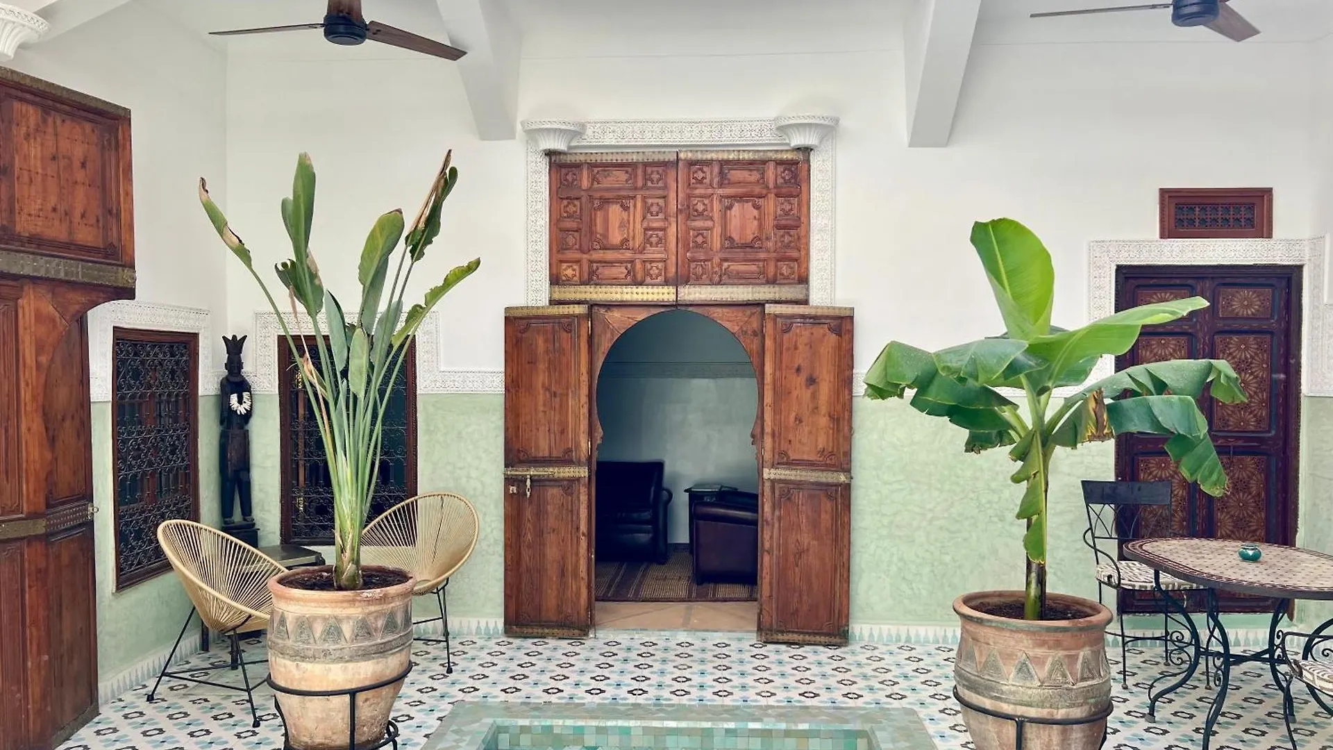 Riad Panthera, Medina location